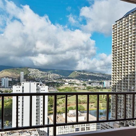 Private One Bedroom Condo, With Corporate Rental Car Savings Code Included, Free Onsite Parking Honolulu Luaran gambar