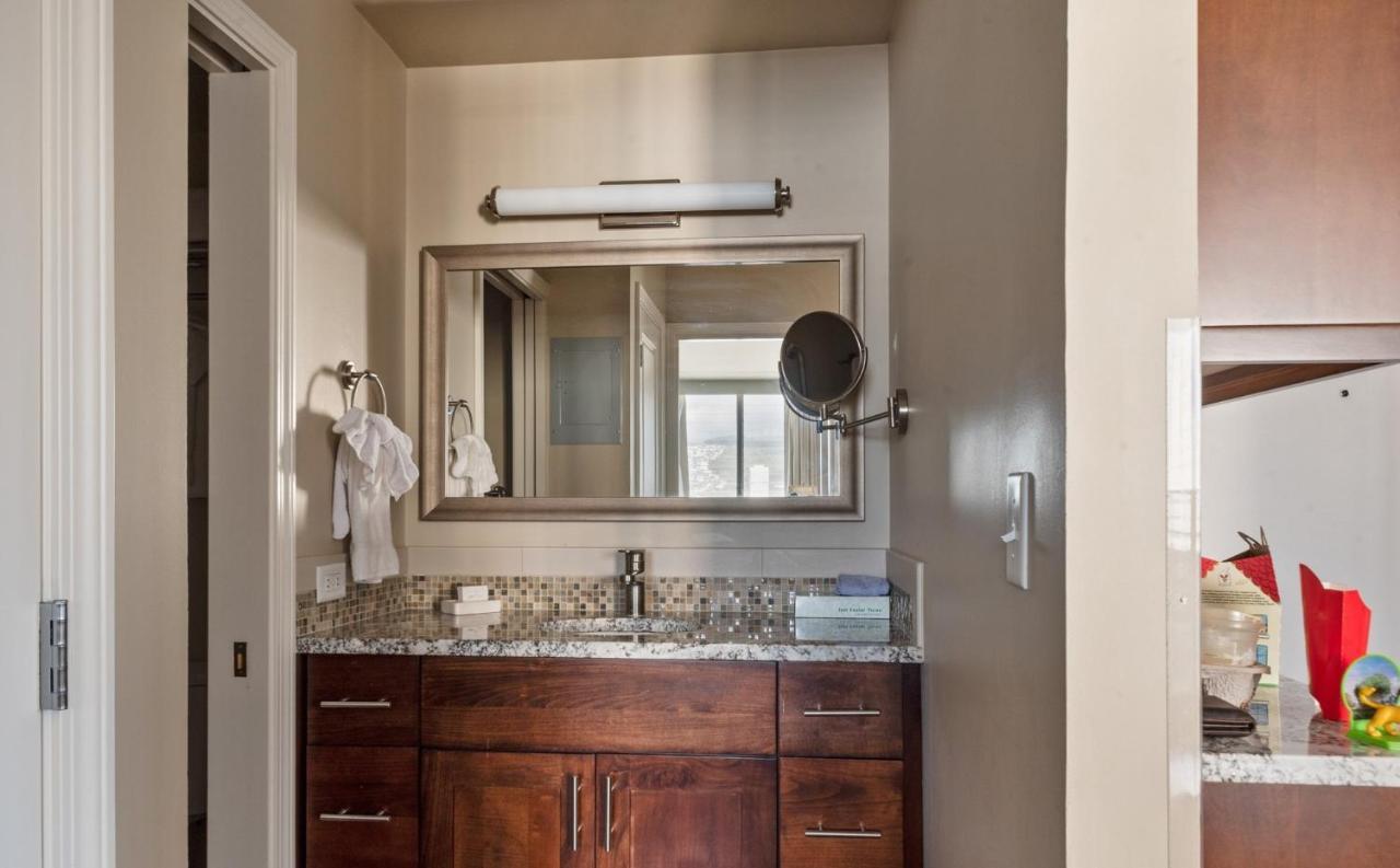 Private One Bedroom Condo, With Corporate Rental Car Savings Code Included, Free Onsite Parking Honolulu Luaran gambar