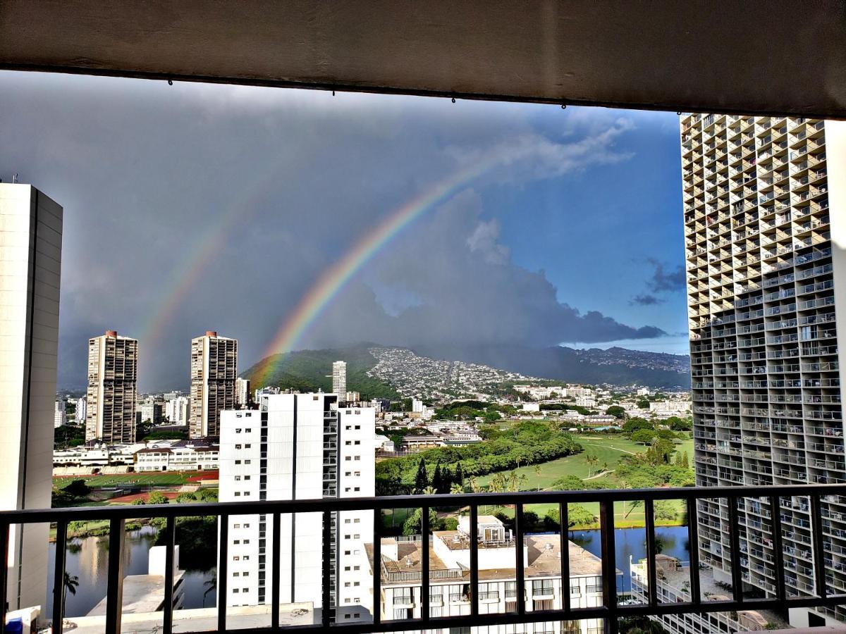 Private One Bedroom Condo, With Corporate Rental Car Savings Code Included, Free Onsite Parking Honolulu Luaran gambar